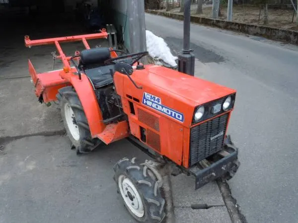 Трактор Hinomoto C144